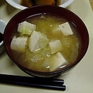 超シンプル！豆腐の味噌汁